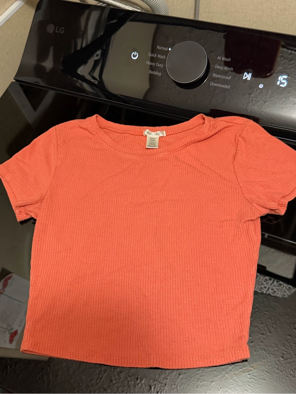 Bozzolo Coral Ribbed Short Sleeve Crewneck Tee